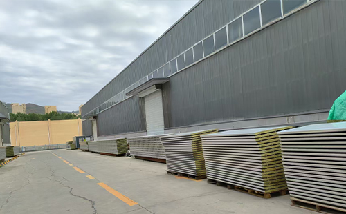 海西彩钢夹芯板